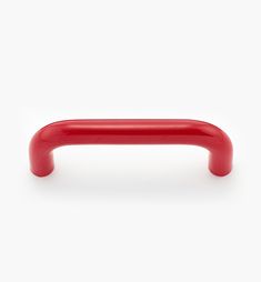 a red handle on a white background