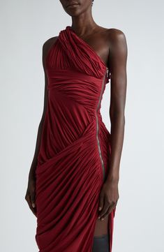 Owens tones down his signature rock 'n' roll edge to take a softer approach with this cotton jersey gown that's artfully gathered, wrapped and draped. Hidden side-zip closure One-shoulder neck Sleeveless 100% cotton Hand wash, dry flat Made in Italy Designer Clothing One Side Shoulder Dress, Dressing Chic, Contemporary Costumes, Rick Owens Women, Dance Parties, Draping Fashion, Different Dresses, Custom Shirt, Draped Dress