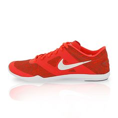 El calzado perfecto para las chicas de carrera larga. #Nike #Sport #Deporte #RopaDeportiva #SportClothe #Moda #Fashion  #RopaParaMujer #Mujer #Deportes #Estilo #Ejercicio #RopaParaHacerEjercicio #Gym #Tenis #CalzadoDeportivo #SportShoes #Red #Rojo  #TenisParaCorrer #Correr #Run Nike Cortez, Nike Cortez Sneaker, Moda Fashion, Sneakers Nike, Gym, Nike, Sneakers, Red