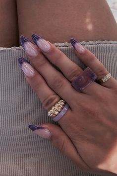 Colourful Nail, College Nails, Themes Ideas, Cute Simple Nails, Ios 17, Aesthetic Nails, Summery Nails, Almond Acrylic Nails, Neutral Nails