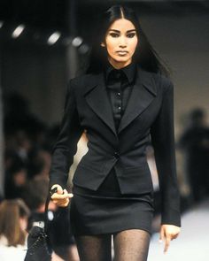 Gurmit Kaur, Mode Gossip Girl, Azzedine Alaïa, Azzedine Alaia, Power Suit