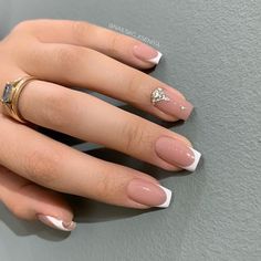 indico foto pra fanfic #babictor #fanfic # Fanfic # amreading # books # wattpad Classy Acrylic, Nagel Tips, Short Square Nails, Nice Nails, French Tip Acrylic Nails, Work Nails, Acrylic Nails Coffin Short, Short Acrylic Nails Designs, Elegant Nails