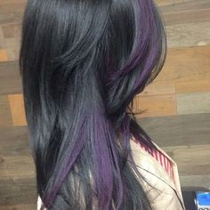 Hair Dye Straight Hair, Chunky Purple Highlights For Brown Hair, Black Hair With Dark Purple Highlights, Purple Strands In Hair, Pink On Dark Hair, Dark Purple And Black Hair, Purple Highlights Black Hair, Black Hair With Purple Highlights