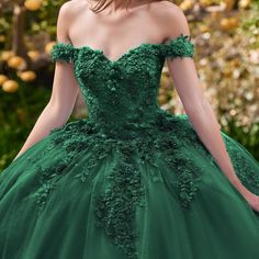 Cinderella Ballgown, Off Shoulder Ball Gown, Cinderella Divine, Prom Ball Gown, Unique Prom Dresses, Dress Guide, Bridesmaid Dresses Prom, Sequin Gown, Tulle Gown