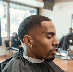 Black Men Haircuts Short Fade, Haircuts For Men 2022, 2022 Hairstyles, Men Fade Haircut Short, Hair Twists Black, Popular Mens Haircuts, Teen's Hairstyles