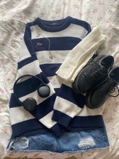 Pinterest Wishlist, Pinterest Wardrobe, Striped Knit Sweater, Downtown Girl, Swaggy Outfits, Horizontal Stripes