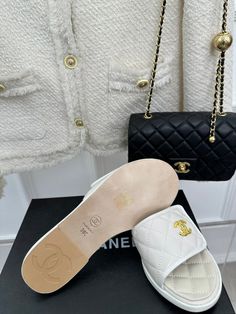 It comes with Dust box, Care manual, Tag and Paper bag.  Guide about size: Fashion Shoes Sandals, Bag Guide, Balenciaga Designer, Evening Clutch Bag, New Handbags, Luxury Shoes, Evening Bags, Luxury Bags, Leather Handbags