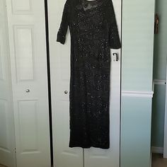 New Black Evening Dress. Sequin. Size 14 Never Worn With Tags. Maroon Maxi Dress, Hunter Green Dresses, Derby Dress, Cotton Long Dress, Sequin Maxi Dress, Strapless Maxi Dress, Black Evening Dresses, Tiered Maxi Dress, Maxi Wrap Dress