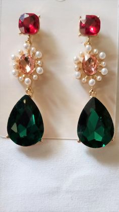 Ladies Dangle Drop Earrings Multi-Color Rhinestone And Faux Pearls. Gold-Tone Suitable For Pierced Ears. See Other Jewelry, Fashion Items, Accessories, And Collectibles Inside This Store. Thank You For Shopping Please Visit Again Soon. Green Rhinestone Crystal Earrings For Wedding, Green Crystal Rhinestone Earrings For Wedding, Wedding Green Crystal Rhinestone Earrings, Green Jeweled Crystal Earrings For Weddings, Long Drop Earrings, Fashion Item, Faux Pearl, Ear Piercings, Multi Color