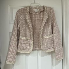 Brand New No Tag Size S Pink And Cream Tweed Jacket With Pockets Adorable And Great Neutral Tweed To Go With Tons Of Outfits Spring Beige Tweed Blazer, Spring Beige Tweed Outerwear, Chic Pink Tweed Jacket For Spring, Chic Pink Tweed Outerwear, Spring Pink Fitted Tweed Jacket, Pink Fitted Tweed Jacket For Spring, Pink Tweed Jacket For Fall, Spring Pink Tweed Outerwear, Pink Tweed Jacket With Pockets