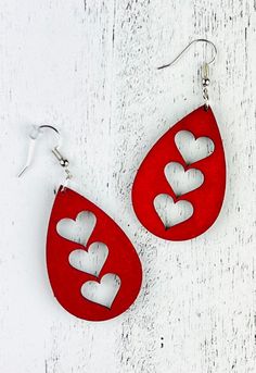 Heart Teardrop Earrings. Lasercut wood. Georgetown Tx, Laser Cut Wood, Teardrop Earrings, Clay Crafts, Key Rings, Leather Purses, Jewelry Earrings Dangle, Etsy Earrings, Dangle Drop Earrings