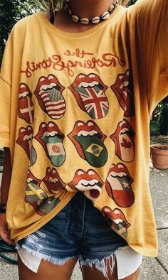 Vsco Outfits, Look 80s, Mellow Yellow, Spring Summer Outfits, Rolling Stones, Cute Shirts, Look Fashion, Spring Outfits, Trendy Outfits