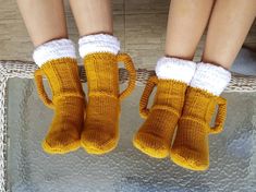 Hey, I found this really awesome Etsy listing at https://www.etsy.com/listing/680664414/crochet-beer-mug-socks-fathers-day-gift Crochet Beer, Beer Socks, Beer Day, Hand Knit Socks, Knitted Socks, Toy Art, Crochet Socks, For Him, Fingerless Mittens