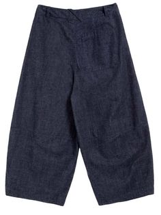 The deadbeat trousers from ymc in indigo are crafted from brushed 7.5oz organic cotton denim offering a wide-leg cropped silhouette. garment-washed for a soft feel these trousers feature side pockets a deep hem and cross belt loops at the back for added detail.    - 100% organic cotton  - wide-leg cropped trousers  - brushed organic cotton denim  - side pockets  - deep hem  - cross belt loops at the back  - made in poland  - machine wash cold Cross Belt, Metallic Loafers, Clare V., Lace Button, Black Crane, Trouser Pants Women, Womens Size Chart, Engineered Garments, Cropped Trousers