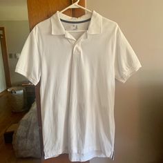 Never Worn White Gap Polo T-Shirt Great Condition No Tears Rips Or Stains Smoke Free Home Size Medium Classic Fitted Gap Tops, Classic Gap Tops For Spring, Fitted Casual Tops From Gap, White Fitted Top By Gap, Fitted White Gap Top, White Relaxed Fit T-shirt By Gap, Classic Everyday Gap Tops, Classic Gap Tops For Everyday, Classic Everyday Tops From Gap