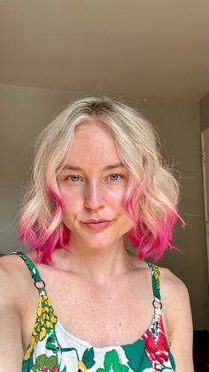 Short Blonde With Pink Highlights, Hot Pink Dip Dye Hair, Blonde Bob With Peekaboo Color, Pink Dip Dyed Hair, Pink Hair Dip Dye, Dip Dye Blonde Hair, Dyed Tips Blonde Hair, Pink Dip Dye Hair Blonde, Blonde And Pink Short Hair