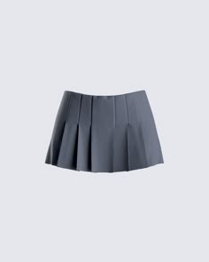 The cutest mini charcoal tennis skirt for any mischief you want to get into 😈 Cute but feisty, you know the vibe💋 Mini Tennis Skirt, Grey Skirts, Mini Skirt Looks, Mini Grey Skirt, Trendy Non-stretch Pleated Mini Skirt, Cute Skirt, Grey Skirt, Mini Skirt Png Aesthetic, Gray Mini Skirt