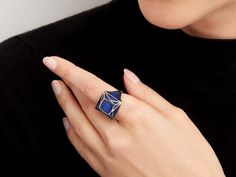 Blue plique-à-jour enamel ring in 18K white gold. Signed SA-P for Solange Azagury-Partridge, with English hallmarks. The retail price is £5800 (approximately $7500). Plique-à-jour is a difficult enameling process in which enamel is applied to an area with no backing instead of onto metal. The result is the enamel is transparent or translucent. Jewellery Marketing, Enamel Ring, Partridge, Gold Design, Sapphire Ring, Floral Rings, Heart Ring, Ring Size, White Gold