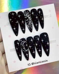 Nail Desine, Alternative Nails, Nails Aesthetics, Sun Nails, Halloween Acrylic, Nails Designer, Witchy Nails, Halloween Acrylic Nails, Moon Nails