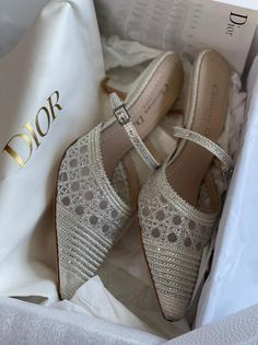 Heels Dior, Fashion Shoes Heels, Shoes Outfit Fashion