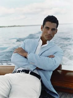 David Gandy is fine looking eye candy that Miss Femme and I both enjoy ;D LO Linen Beach Wedding, Male Costumes, Beach Wedding Groom, Prom For Guys, Prom Dinner, Herren Style, Dinner Suit