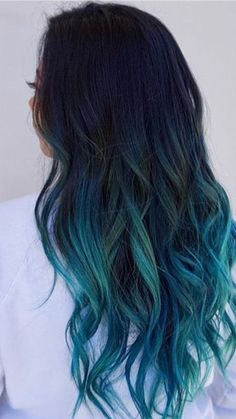 Nessa Hair, Blue Hairstyles, Stylish Hair Colors, Holographic Hair, Blond Ombre, Silver Hair Color, Hair Streaks