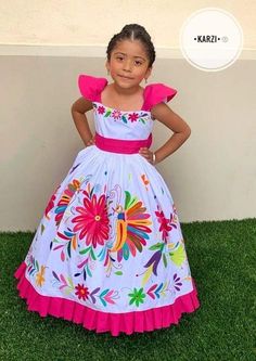 Traditional Mexican Dress For Kids, Mexican Dresses For Kids, Mexican Style Dresses, Mexican Birthday Parties, Traditional Mexican Dress, Mexican Wedding Dress, Fiesta Dress, Boda Mexicana, Mexican Outfit