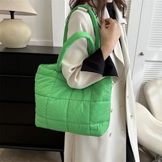 Large puff pillow pattern shoulder tote Green Quilted Square Bag, Square Green Quilted Bag, Spring Quilted Rectangular Shoulder Bag, Casual Quilted Shoulder Bag With Double Handle, Trendy Green Quilted Shoulder Bag, Casual Quilted Tote Shoulder Bag, Casual Green Quilted Bag, Casual Quilted Shoulder Bag For Spring, Quilted Tote Shoulder Bag For Winter