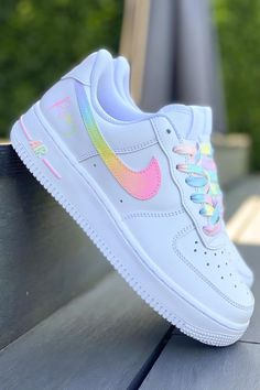 Airforce Shoes, Nike Shoes Women Fashion, Shoes For Wedding, Pretty Sneakers, Basket Nike, Nike Shoes Air Force, Nike Air Force One, Nike Fashion Shoes, Rainbow Shoes