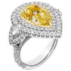 Canary Diamond, Fancy Light, Wedding Rings Round, Fancy Lights, 3 Stone Rings, Fancy Diamonds, Halo Diamond Ring, Pretty Rings, Fancy Color Diamonds