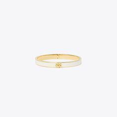 The Kira Bracelet blends smooth enamel with a beveled Double T. Stack it with other bracelets or a watch, or wear on its own for a classic look. Tory Burch Kira, Enamel Bracelet, Bracelet Designs, Classic Looks, Designing Women, Tory Burch, Designer Shoes, Jewelry Bracelets, Jewelry Design