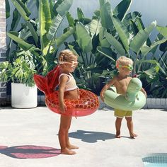 Sun Pics, Basket Drawing, Baby Swimwear, Water Adventure, Illustration Photo, Children Room, Poses References, Swimming Goggles, Jolie Photo