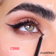 What a gorgeous winged liner lookBy@hindash Winged Eyeliner Hacks, Winged Eyeliner Makeup Look, Winged Liner Tutorial, Makeup Wings, Winged Liner Makeup, Eyeliner Wings, Winged Eyeliner Makeup, Easy Winged Eyeliner, Liner Tutorial