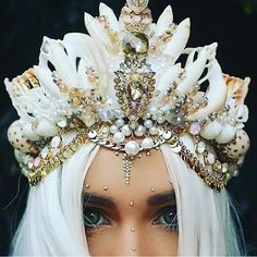 Seashell crown Photo by @chelseasflowercrowns #myphotoshop Summer Magic, Fest Outfits