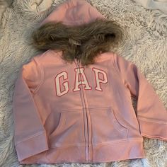 Nwt Gap Zip Hoodie Faux Fur Hood 3t Hoodie Zip Up, Gap Outerwear With Adjustable Hood For Fall, Gap Fall Outerwear With Adjustable Hood, Cute Gap Outerwear For Fall, Gap Zip Hoodie, Y2k Fitted Hooded Hoodie, Gap Winter Hoodie, Custom Zip Up Hoodie, Fur Lined Hoodie Y2k