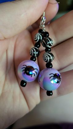 Short purple spider dangle earrings.Perfect for halloween 🎃 Purple Halloween Jewelry Gift, Purple Earrings For Halloween Party, Purple Earrings As Halloween Gift, Purple Earrings For Halloween Gift, Handmade Purple Halloween Earrings, Handmade Witchy Dangle Earrings, Handmade Spooky Dangle Jewelry, Purple Spider, Spider Earrings