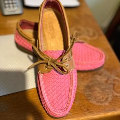 Sperry Top-Sider Audrey Pink Leather Woven Boat Shoe Deck Loafer Women’s Sz 10 Nwot Casual Pink Leather Loafers, Pink Leather Moccasins With Round Toe, Pink Casual Loafers With Leather Sole, Casual Pink Loafers With Leather Sole, Loafer Women, Boat Shoe, Leather Weaving, Sperry Top Sider, Sperry Shoes