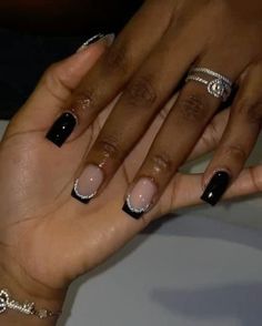 Prom Nails Square, Short Square Acrylic Nails Designs, Nails Designs Black, Simple Prom Nails, Square Acrylic Nails Designs, Black Nails Short, Black Prom Nails, Black Acrylic Nail Designs, Black Nails With Glitter