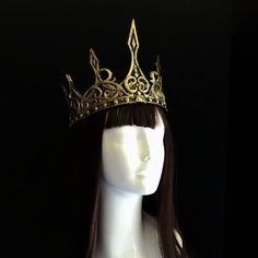 Fantasy Crown Queens, Gold Crown Headpiece For Carnival, Gold Crown Headpiece For Halloween, Gold Costume Crown With Structured Shape, Gold High Crown Headpiece For Festivals, Gold Structured Crown Fantasy Headpiece, Fantasy Crown, Viking Skull, Metal Mask