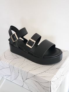 Chic Vibes, Black Leather Sandals, Leather Sandals, Adjustable Straps, Black Leather, Sandals, Boutique, Leather, How To Wear