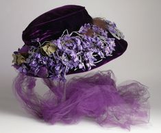 Hat 1912 Edwardian Hat, California San Francisco, Victorian Hats, Antique Hats, Easter Bonnet, Sweet Violets, Velvet Hat, Retro Mode, Vintage Hats