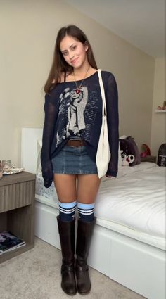 The Front Bottoms Concert Outfit, Jean Skirt And Tights Outfit, Skirt And Jeans Outfit, Emo Club Outfit, Navy Tights Outfit, Boots Aesthetic Outfit, Urban Outfitters Outfit, Winter Fit