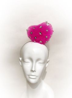 This playful  3D heart headpiece made entirely by hand. Giant Pom Poms made from tule, adorned with silver stars and faux pearls. Metal band wrapped in  silver ribbon for your comfort. This headpiece would make a great statement for many occasions. Add a little fun to your summer outfit, great for memorable photo shoot or a birthday party. Say yes to this gorgeous pink heart adornment! Color and size can be customized. Heart Pom Pom, Pom Pom Headband, Pink Pom Pom, Heart Headband, Bridal Jewels, Girls Headband, Hearts Girl, 3d Heart, Gold Headband