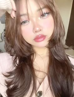 Asian Makeup Transformation, Japan Makeup, Hair Inspiration Long, Casual Makeup, Types Of Skin, Cool Makeup Looks, Hair Tips Video, Cute Makeup Looks, Shot Hair Styles