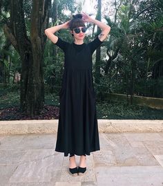 Comfy Goth, Folk Goth, Styling Flats, Folk Outfit, Hot Weather Outfits, Casual Goth, Wearing All Black, All Black Looks, Total Black