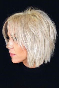 Shaggy Bob #bob Womens Bob Haircuts For Fine Hair, 2023 Shaggy Hair, Layer Back Of Hair, Wispy Layered Hair Short, Short Shag Middle Part, Layered Shag Short Hair, 30 Something Hair Haircuts, Short To Medium Length Haircut For Fine Hair, Side Bangs For Fine Hair