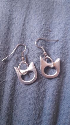 Cat earings i made Handmade Silver Cat Ears Jewelry, Punk Jewellery, Schrödinger's Cat, Diy Cat, Punk Jewelry, Cat Diy, Cat Earrings, Favorite Jewelry, Jewelry Earrings Dangle