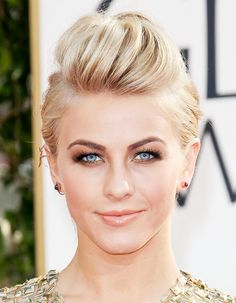 8 5-Minute Hairstyles for Short Hair via @ByrdieBeautyUK Golden Globes Hair, Best Prom Hairstyles, Wedding Braid, Five Minute Hairstyles, Braid Updo, 5 Minute Hairstyles, Prom Hairstyles For Short Hair, Short Hair Tutorial, Stylish Haircuts