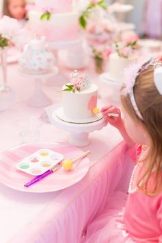 Brunch Activities, Girls Tea Party Birthday, Toddler Tea Party, Princess Tea Party Birthday, Princess Party Cake, Tea Party Activities, 4de Verjaardag, Royal Tea Parties, Printables Ideas