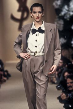 Saint Laurent Couture, Yves Saint Laurent Couture, One Of The Guys, Classy Lady, French Fashion Designers, Saint Laurent Paris, Vintage Grunge